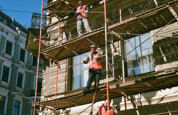 Our lift operators are trained to operate and maintain various types of lifts and elevators. They are responsible for ensuring the safe and efficient movement of people and goods.